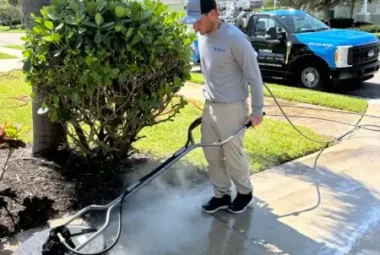 exterior-washing-man-02